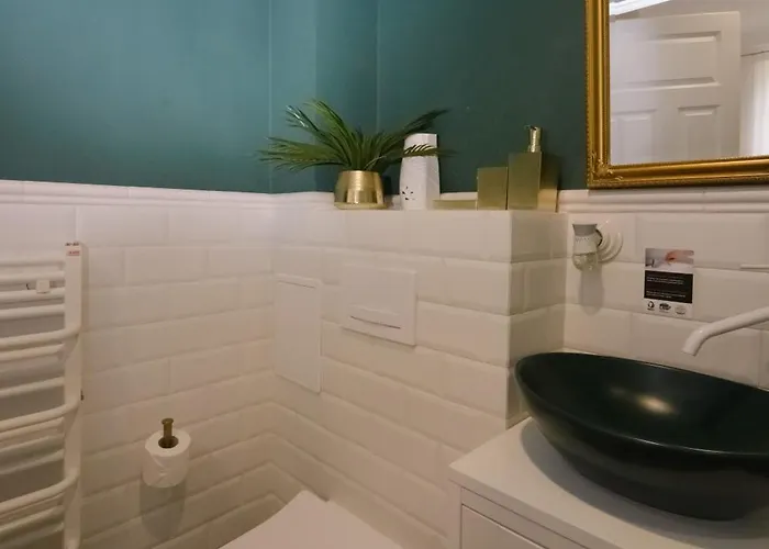 Maya's Flats & 36 - Chlebnicka Old Town Gd *