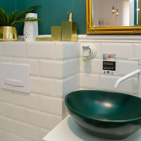 Maya's Flats & 36 - Chlebnicka Old Town Gd Гданьск