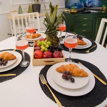 Maya's Flats & 36 - Chlebnicka Old Town Gd