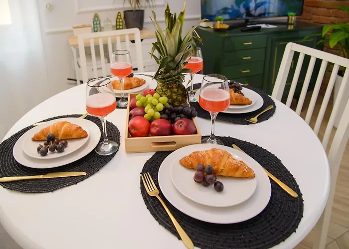 Maya's Flats & 36 - Chlebnicka Old Town Gd